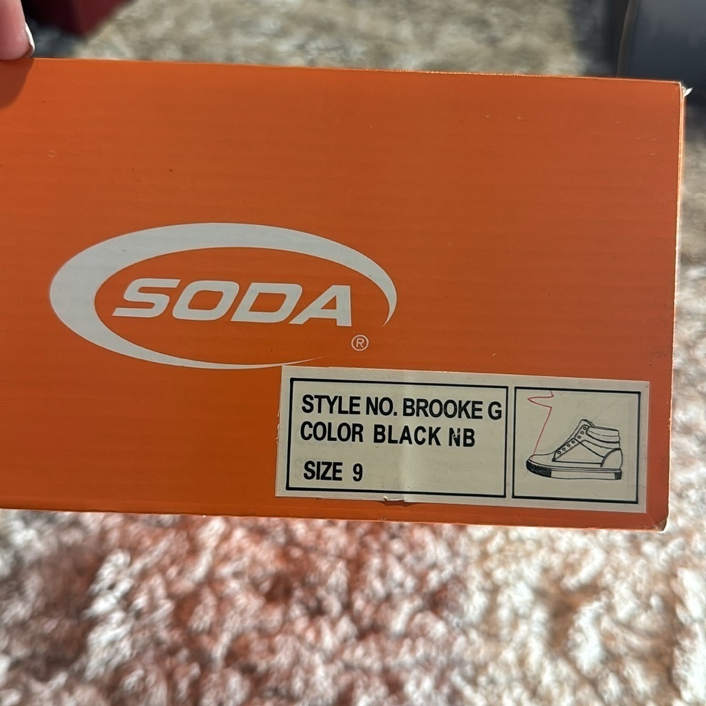 Soda leather black and white high top shoes | SIZE 9 - Picture 7 of 7